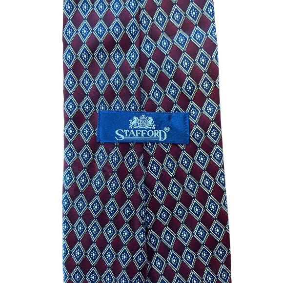 Stafford Neck Tie All Silk Made in the USA Red Blue Geometric Pattern Formal - Picture 3 of 6